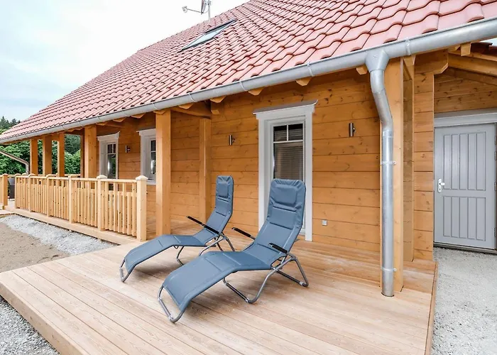 Bergwaldlodge Einklang Semesterbostad *