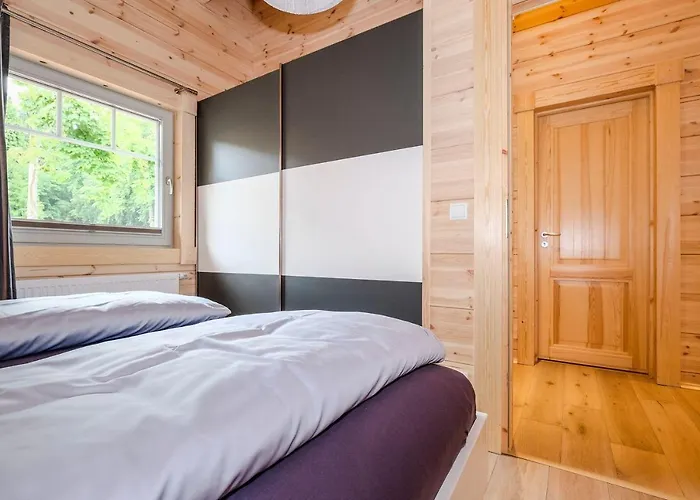 Bergwaldlodge Einklang Semesterbostad *