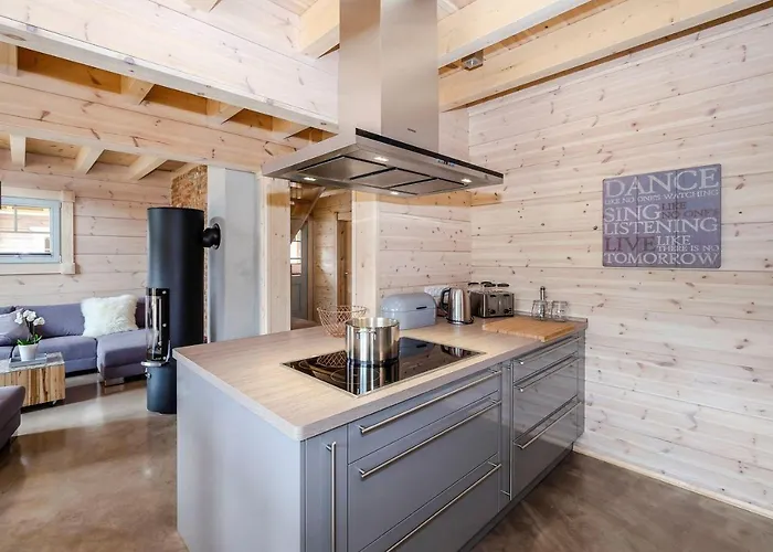 Bergwaldlodge Einklang Semesterbostad *