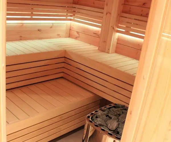 Bergwaldlodge Einklang Semesterbostad *