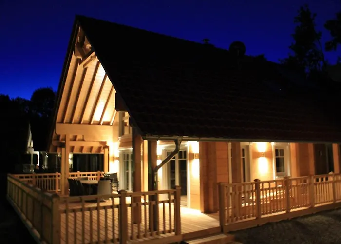 Semesterbostad Bergwaldlodge Einklang *