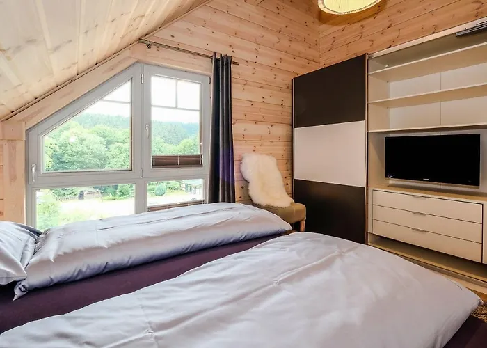 Bergwaldlodge Einklang Semesterbostad *