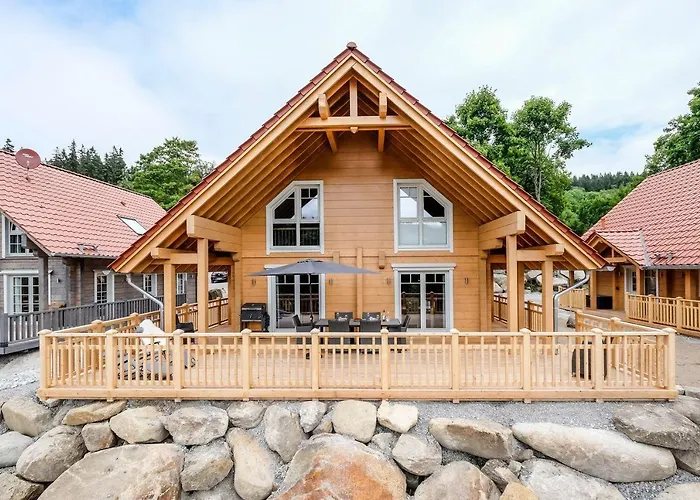 Bergwaldlodge Einklang Semesterbostad *