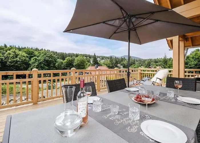 Semesterbostad Bergwaldlodge Einklang