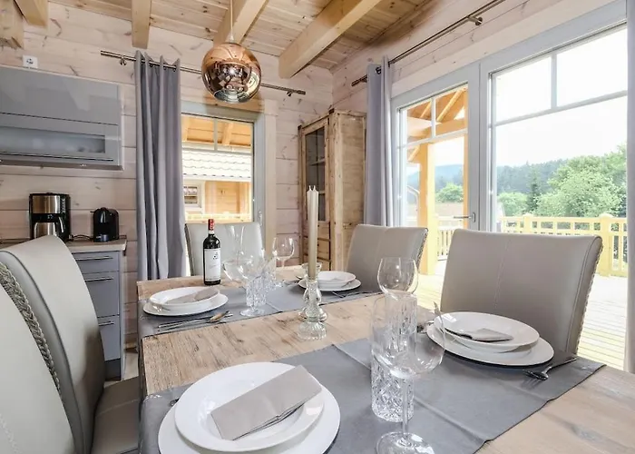 Bergwaldlodge Einklang Semesterbostad